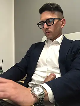 masterboss  online show from April 29, 2026, 12:09 pm