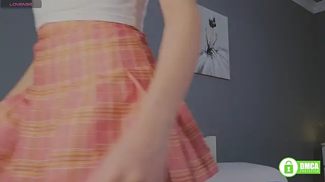 CutieBeauty online show from March 17, 2025, 9:55 am