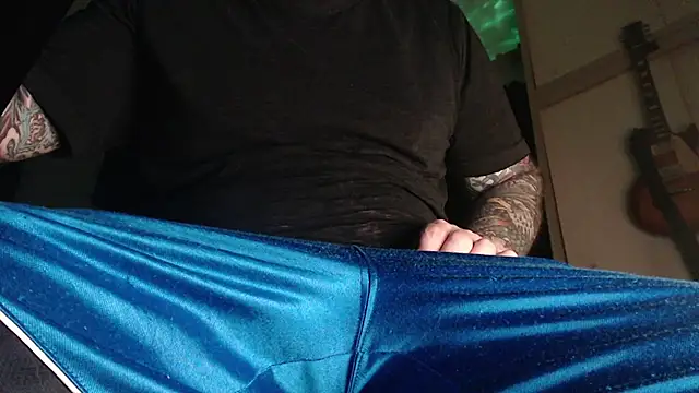 Snapshot of zedizded77 chatting on October 30, 2025, 12:23 am zedizded77 online show from October 30, 2025, 12:23 am