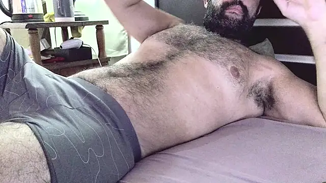 machoathome online show from February 5, 2025, 6:37 pm