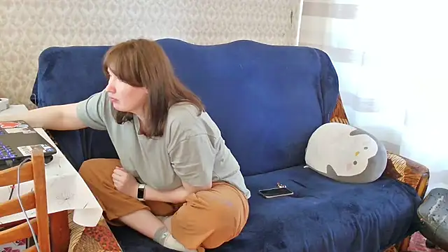 Snapshot of franceska_blue chatting on March 24, 2026, 10:09 am franceska blue online show from March 24, 2026, 10:09 am