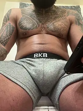 cococobanna online show from March 15, 2025, 6:32 pm