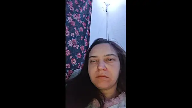 Snapshot of Cyndee_Winter chatting on March 18, 2025, 9:43 pm Cyndee Winter online show from March 18, 2025, 9:43 pm