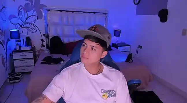 Niicky1  online show from January 3, 2025, 11:44 pm