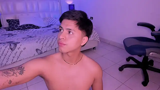 Niicky1  online show from January 11, 2025, 11:56 pm