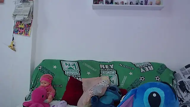 kitty22  online show from December 24, 2024, 2:01 pm