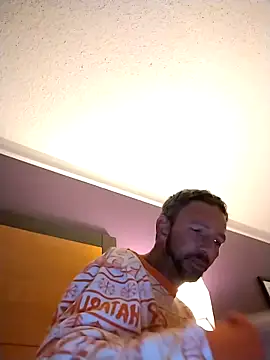 Treemandude online show from November 30, 2025, 4:11 pm