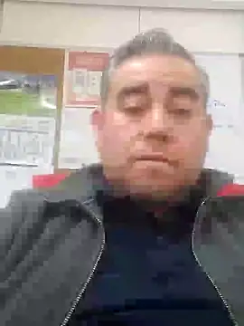 Snapshot of Manolete007x chatting on November 4, 2025, 10:31 pm Manolete007x online show from November 4, 2025, 10:31 pm