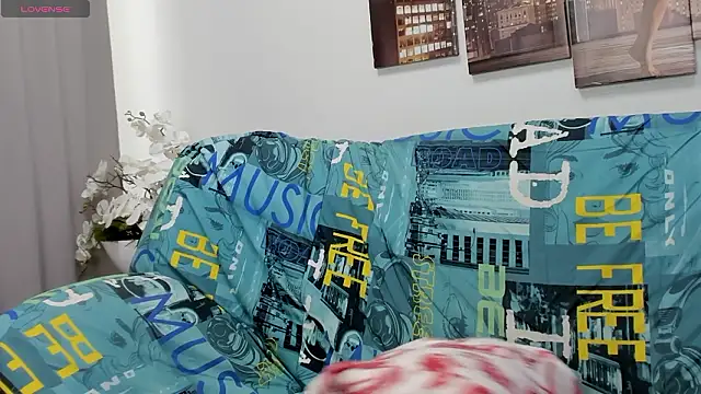 Snapshot of Nadine_asian chatting on February 1, 2026, 8:24 am Nadine asian online show from February 1, 2026, 8:24 am