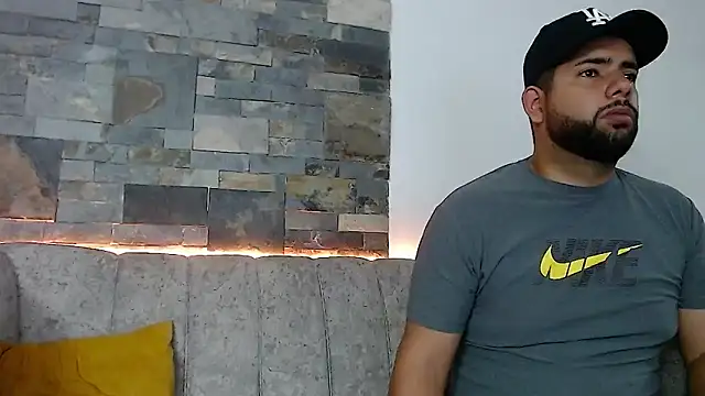 Snapshot of passionate_love22 chatting on February 2, 2026, 12:15 pm passionate love22 online show from February 2, 2026, 12:15 pm