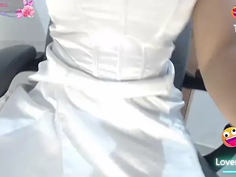 sweettmiah online show from November 18, 2025, 3:38 pm