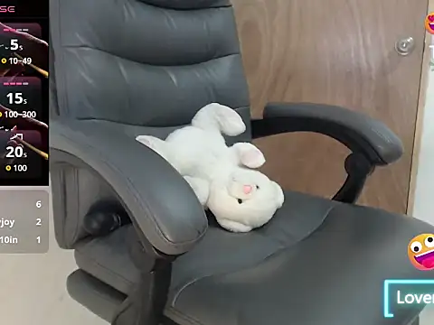 sweettmiah online show from December 17, 2025, 6:58 pm