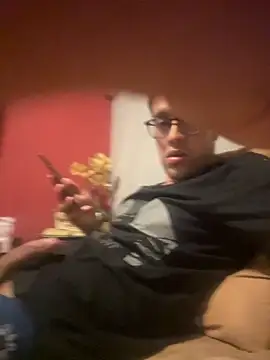 Snapshot of Magicerosxx69 chatting on October 10, 2025, 8:24 am Magicerosxx69 online show from October 10, 2025, 8:24 am