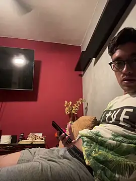 Snapshot of Magicerosxx69 chatting on October 28, 2025, 6:28 am Magicerosxx69 online show from October 28, 2025, 6:28 am