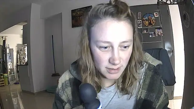 stupid babybird online show from May 20, 2026, 4:18 am