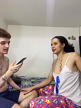 Snapshot of TheKing6ix9ine69 chatting on February 10, 2025, 5:25 am TheKing6ix9ine69 online show from February 10, 2025, 5:25 am