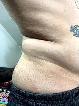 Snapshot of TheKing6ix9ine69 chatting on September 28, 2025, 10:37 pm TheKing6ix9ine69 online show from September 28, 2025, 10:37 pm