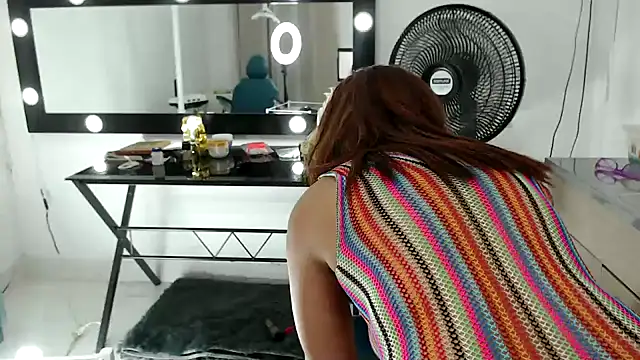 keyla-sensual online show from September 27, 2025, 10:59 pm