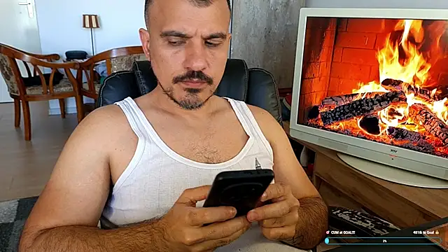 Snapshot of officeman7 chatting on May 27, 2026, 1:41 pm officeman7 online show from May 27, 2026, 1:41 pm