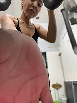 IzanamiTime online show from January 5, 2025, 2:17 am