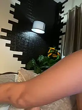 IzanamiTime online show from January 8, 2025, 1:21 am