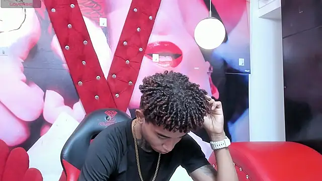 sexy blacks  online show from September 12, 2025, 11:32 am