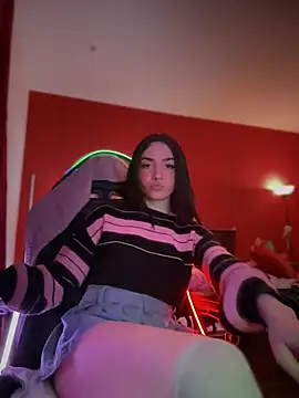 ShannonShanny online show from February 9, 2025, 5:43 pm