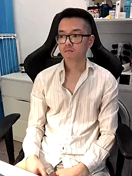 wangjian2324 online show from November 21, 2025, 7:01 pm