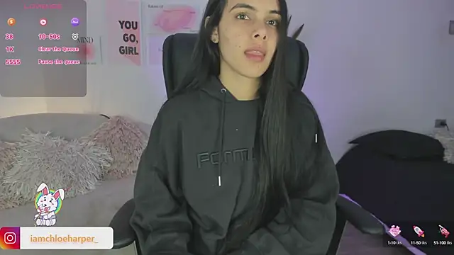 ChloeHarper  online show from February 21, 2025, 1:00 pm