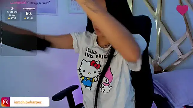 ChloeHarper  online show from November 20, 2025, 6:40 pm