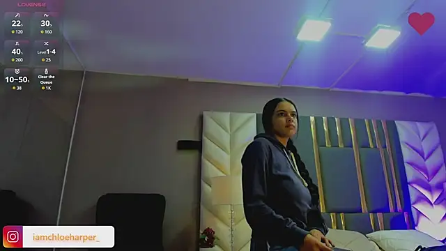 Snapshot of ChloeHarper_ chatting on June 30, 2026, 11:44 am ChloeHarper online show from June 30, 2026, 11:44 am