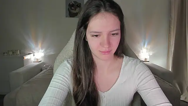 Snapshot of Sonia_moon_ chatting on October 5, 2025, 2:43 am Sonia moon online show from October 5, 2025, 2:43 am