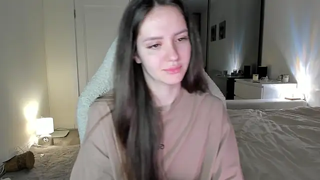 Snapshot of Sonia_moon_ chatting on October 9, 2025, 2:31 am Sonia moon online show from October 9, 2025, 2:31 am