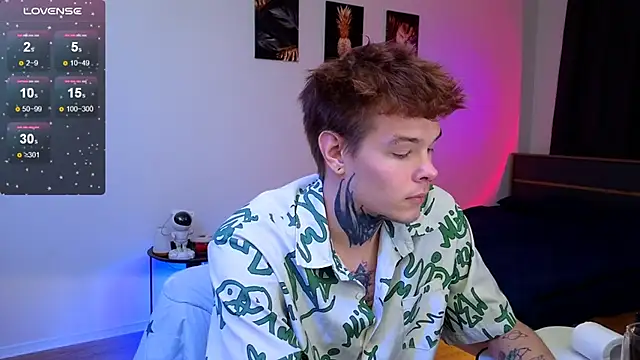 DENIS HERE online show from December 20, 2025, 4:03 pm