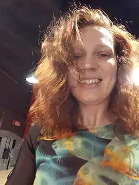 Exhibitionsplit online show from February 5, 2026, 9:52 pm