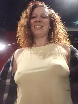 Exhibitionsplit online show from February 17, 2026, 11:00 pm