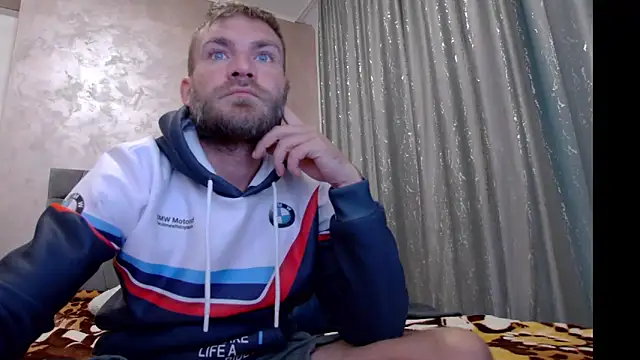 10in deluxe online show from November 6, 2025, 7:31 am