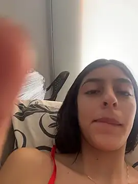 cristel 17 online show from February 11, 2026, 9:09 pm