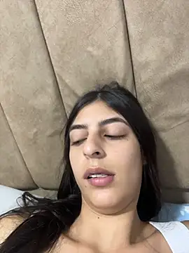 cristel 17 online show from May 3, 2026, 12:16 am
