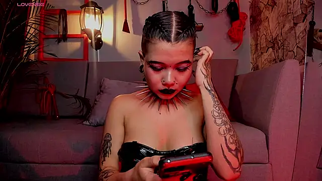 Snapshot of irregular_fetish_ chatting on December 28, 2024, 3:58 am irregular fetish online show from December 28, 2024, 3:58 am