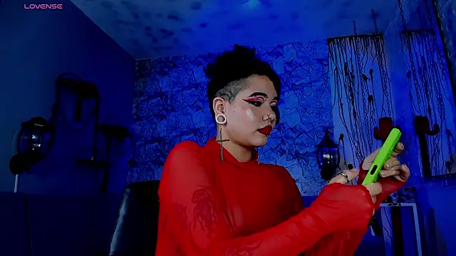 Snapshot of irregular_fetish_ chatting on March 19, 2025, 11:25 pm irregular fetish online show from March 19, 2025, 11:25 pm