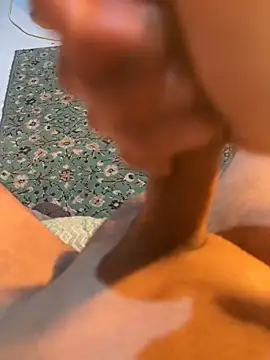 azginnn35 online show from April 23, 2026, 10:56 pm