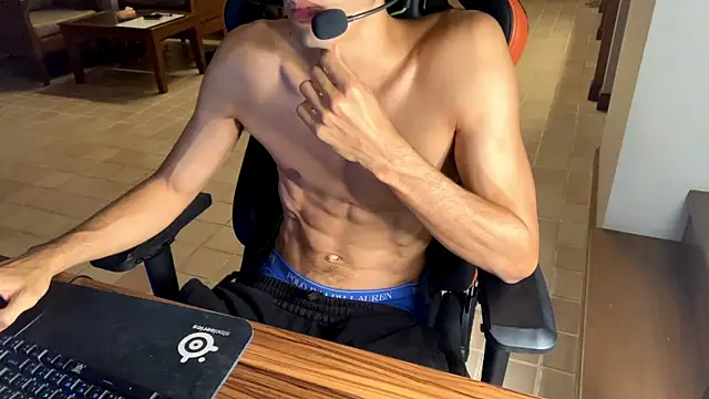 rippedbutskinny online show from January 5, 2025, 11:01 pm