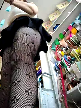 Snapshot of Mia_Novikov chatting on December 20, 2025, 9:44 pm Mia Novikov online show from December 20, 2025, 9:44 pm