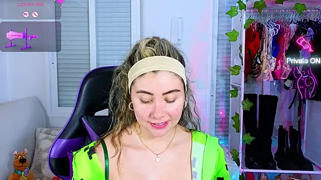 Snapshot of Tawny_cox chatting on January 27, 2025, 7:24 pm Tawny cox online show from January 27, 2025, 7:24 pm