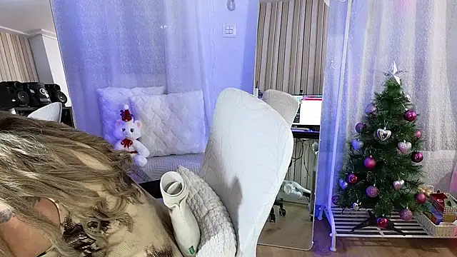 Snapshot of Tawny_cox chatting on December 22, 2025, 12:24 pm Tawny cox online show from December 22, 2025, 12:24 pm