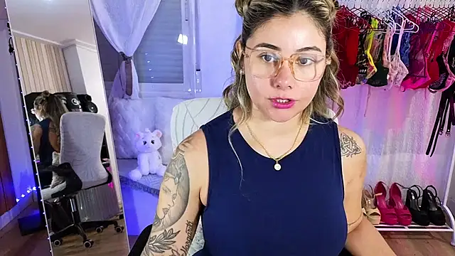 Snapshot of Tawny_cox chatting on January 9, 2026, 10:29 am Tawny cox online show from January 9, 2026, 10:29 am