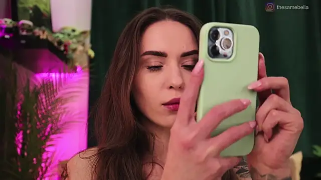 BabyYoda- online show from April 14, 2026, 7:20 pm