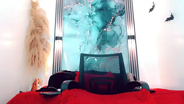 hilary rodriguez online show from September 20, 2025, 4:41 pm