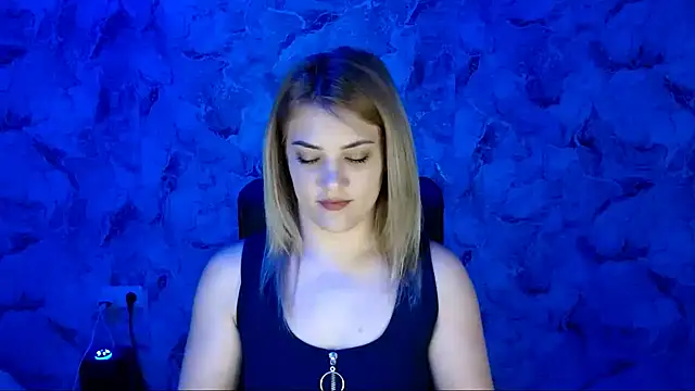 Snapshot of nika_gold1 chatting on May 11, 2026, 3:07 pm nika gold1 online show from May 11, 2026, 3:07 pm